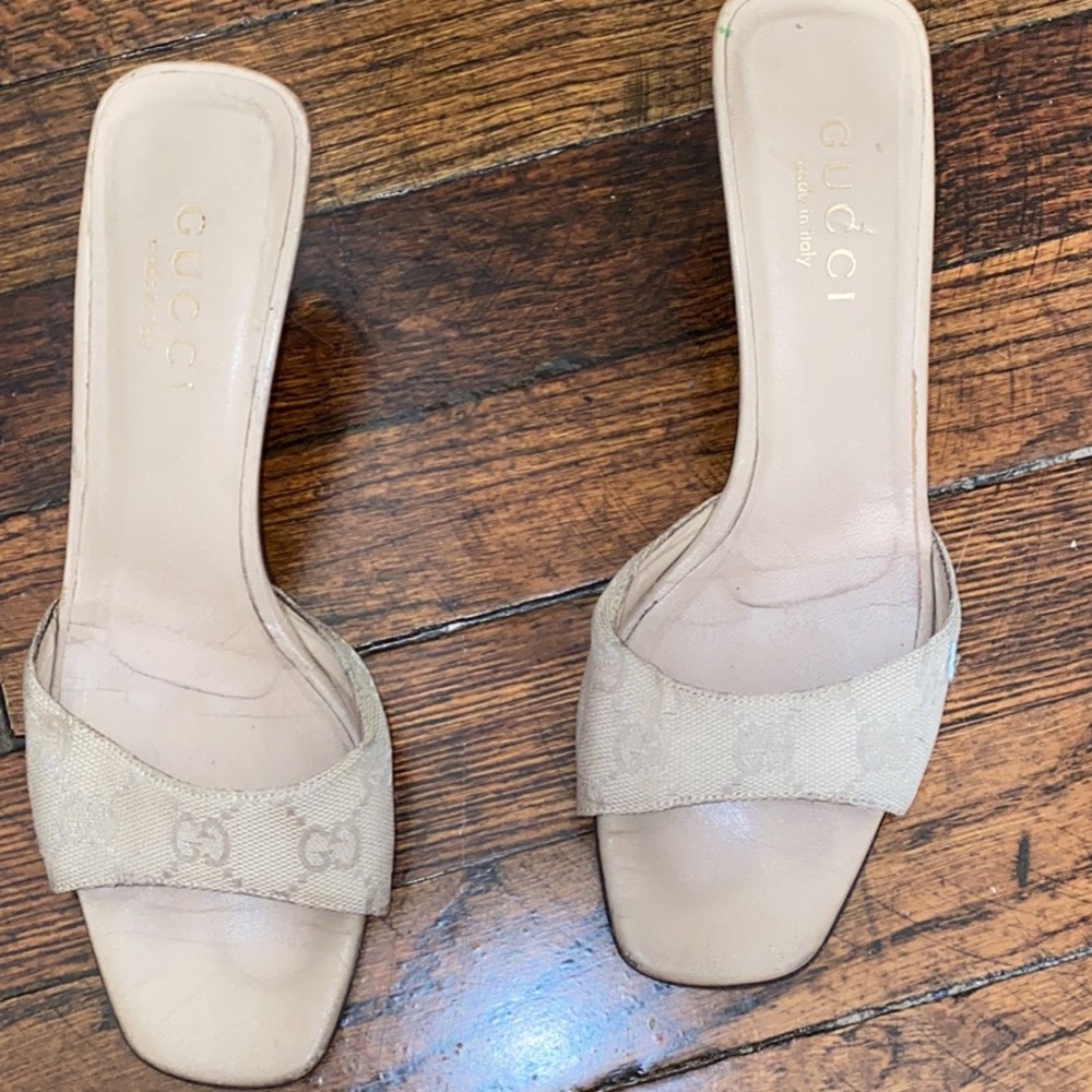 Vintage Gucci heels